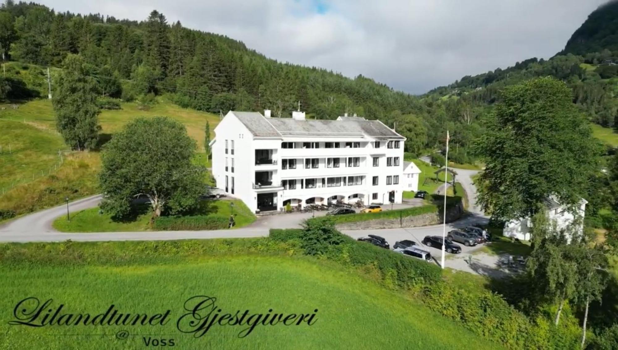 Lilandtunet Gjestgiveri Liland  Ngoại thất bức ảnh